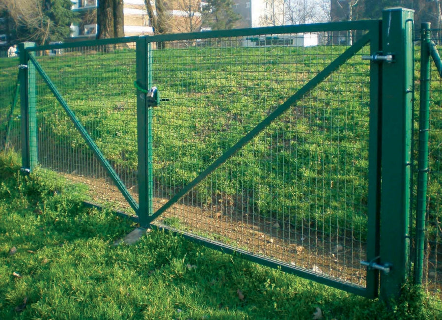 Maniglia per porta metallica